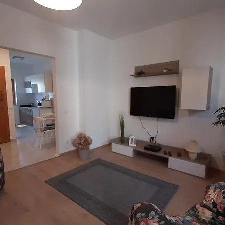 Selyemakac Apartman شقة